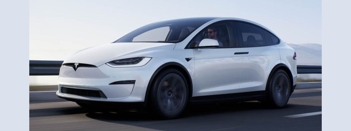 Tesla adiciona suporte a jogos Steam em nova atualização