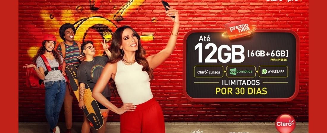 Anitta e Spinardi estrelam nova campanha da Claro