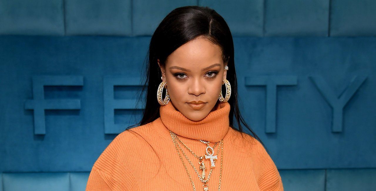 Rihanna é oficialmente bilionária, de acordo com a Forbes