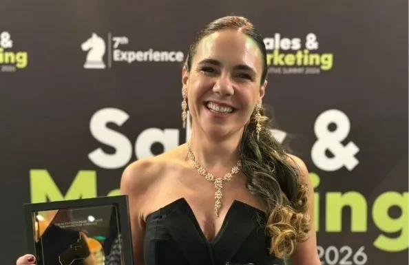 Alice Urbanetto é destaque entre os Top 10 CMOs do Brasil no Sales & Marketing Executive Summit 2026