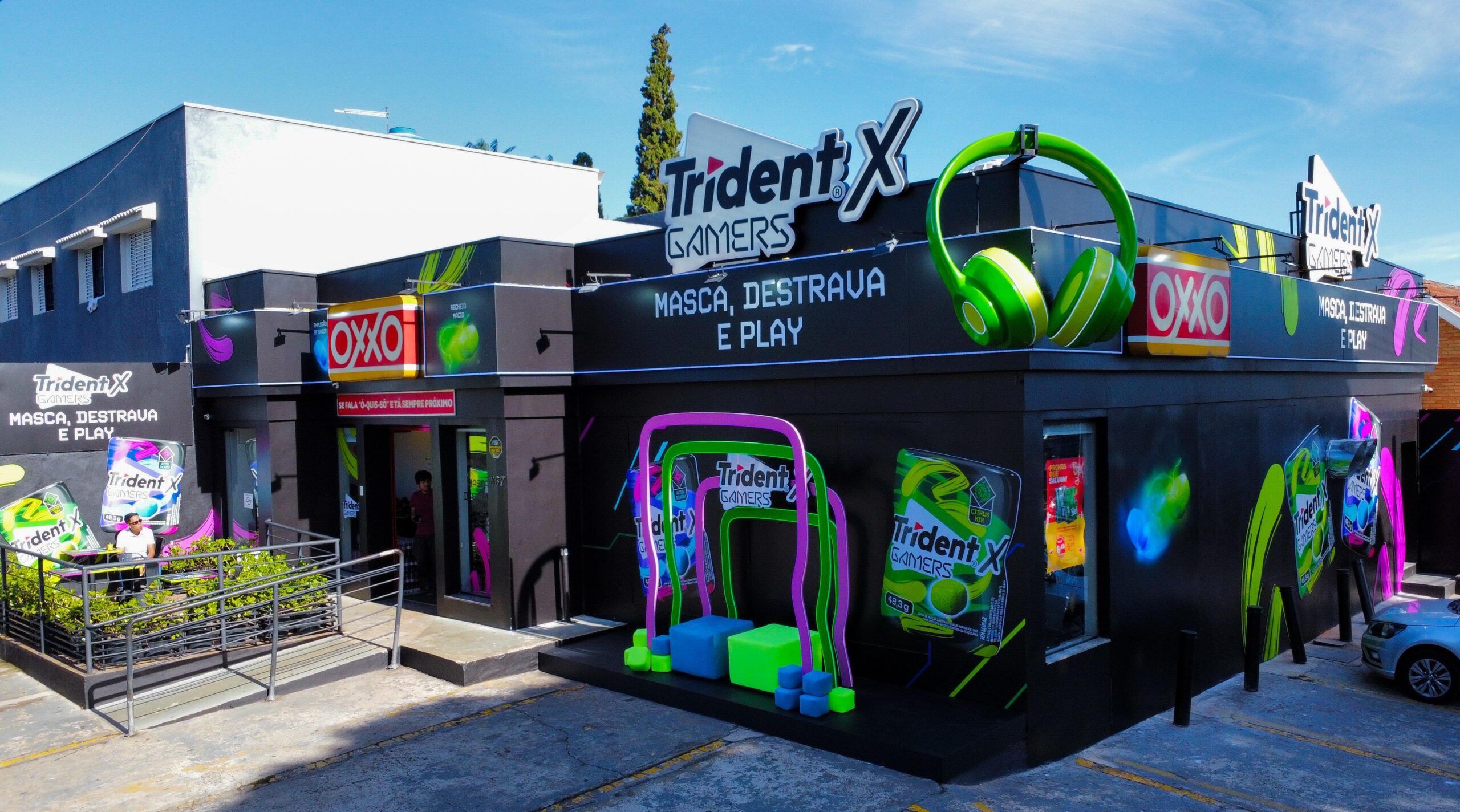 Trident e OXXO lançam loja temática gamer em Campinas