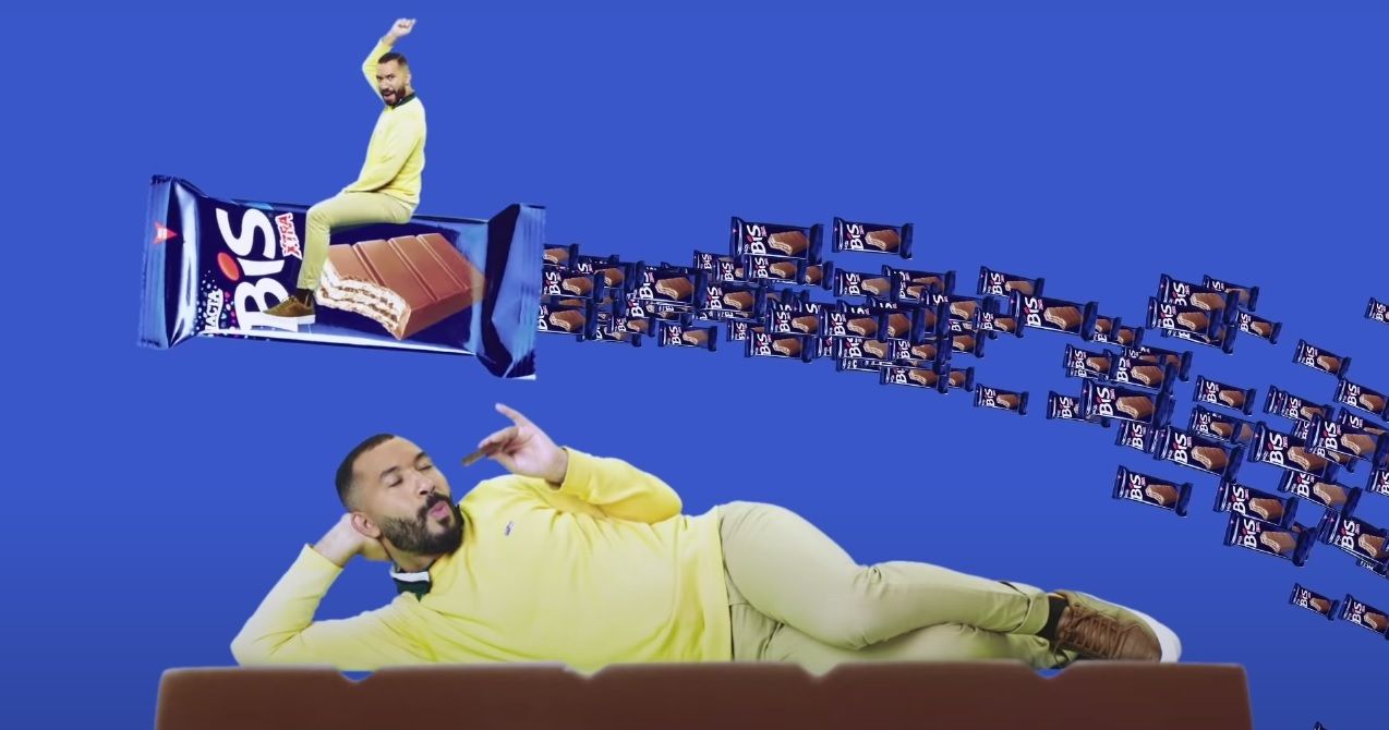 Gil do Vigor mostra seu descontrole em comercial de Bis Xtra
