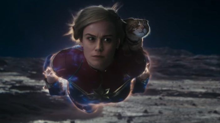 brie-larson-flies-cat-the-marvels-702x395.jpg