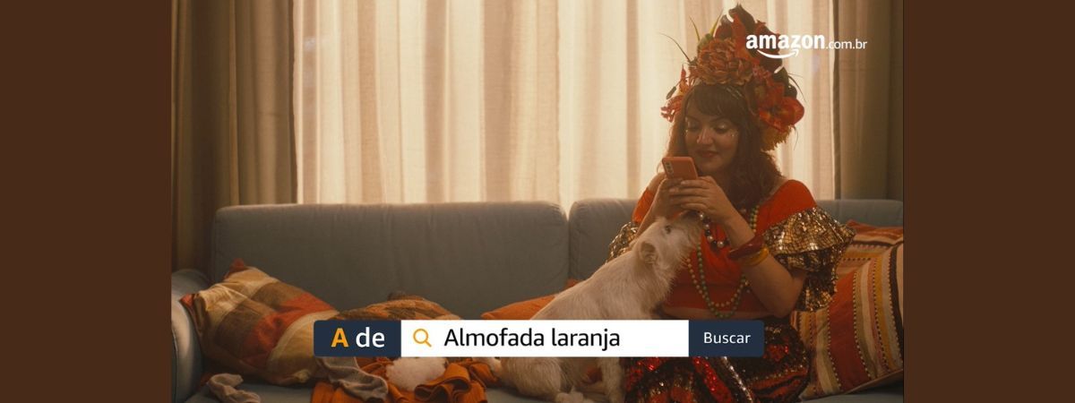Amazon e famosos ousam com fantasias para o Carna23