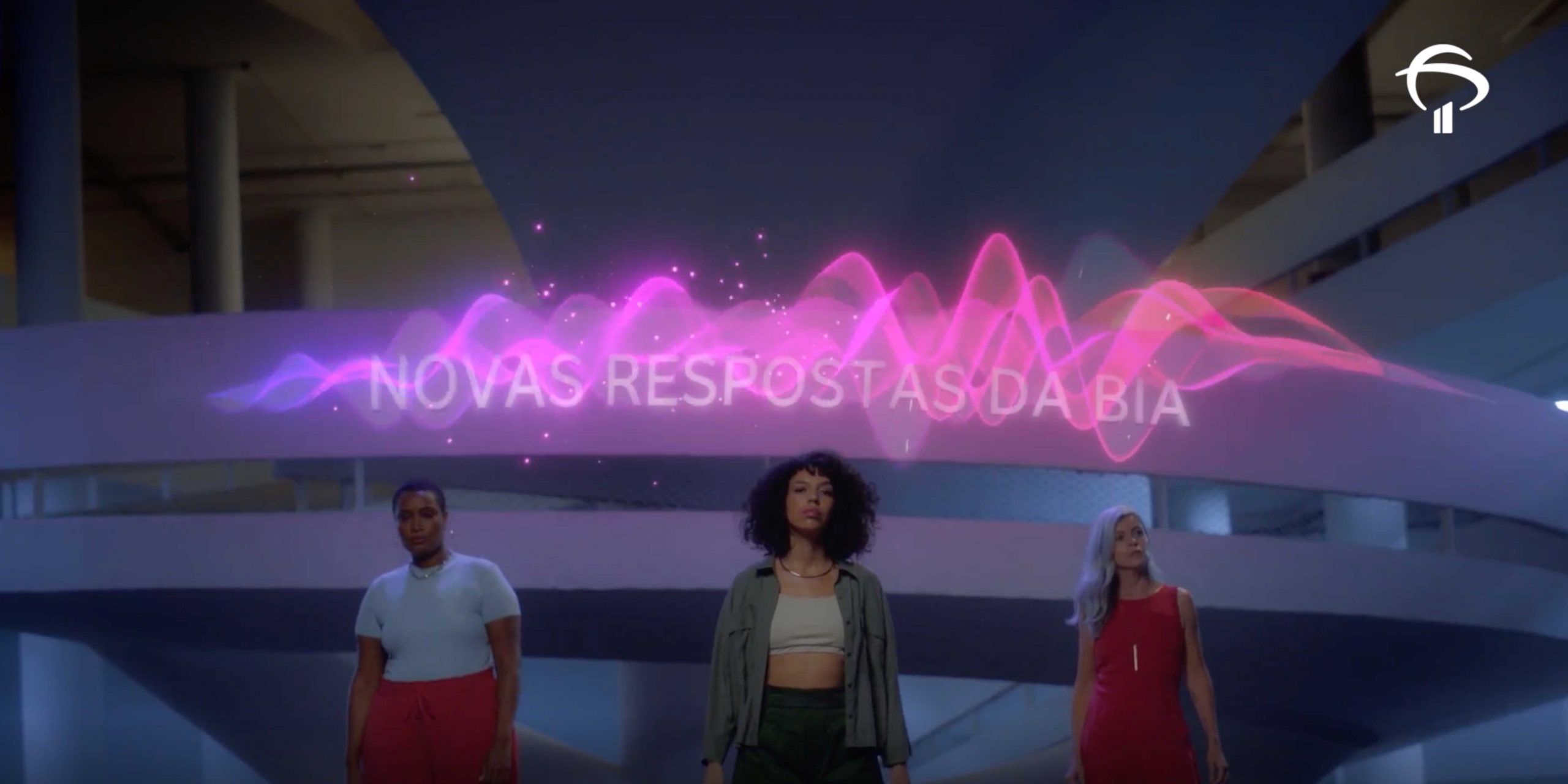 Bradesco aborda assédio contra mulheres em campanha