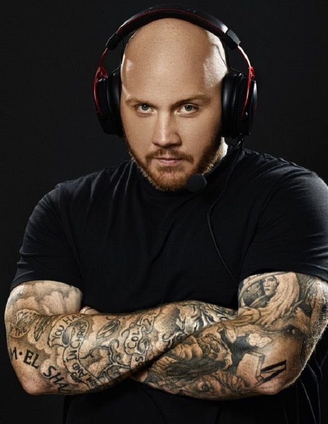 HyperX-anuncia-TimTheTatman-como-embaixador-global-da-marca-texto.jpg