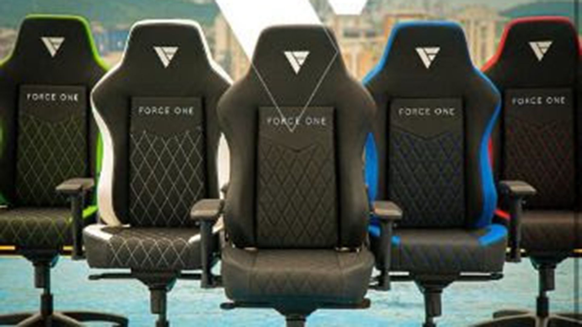 Force One lança cadeiras gamer com foco no custo-benefício