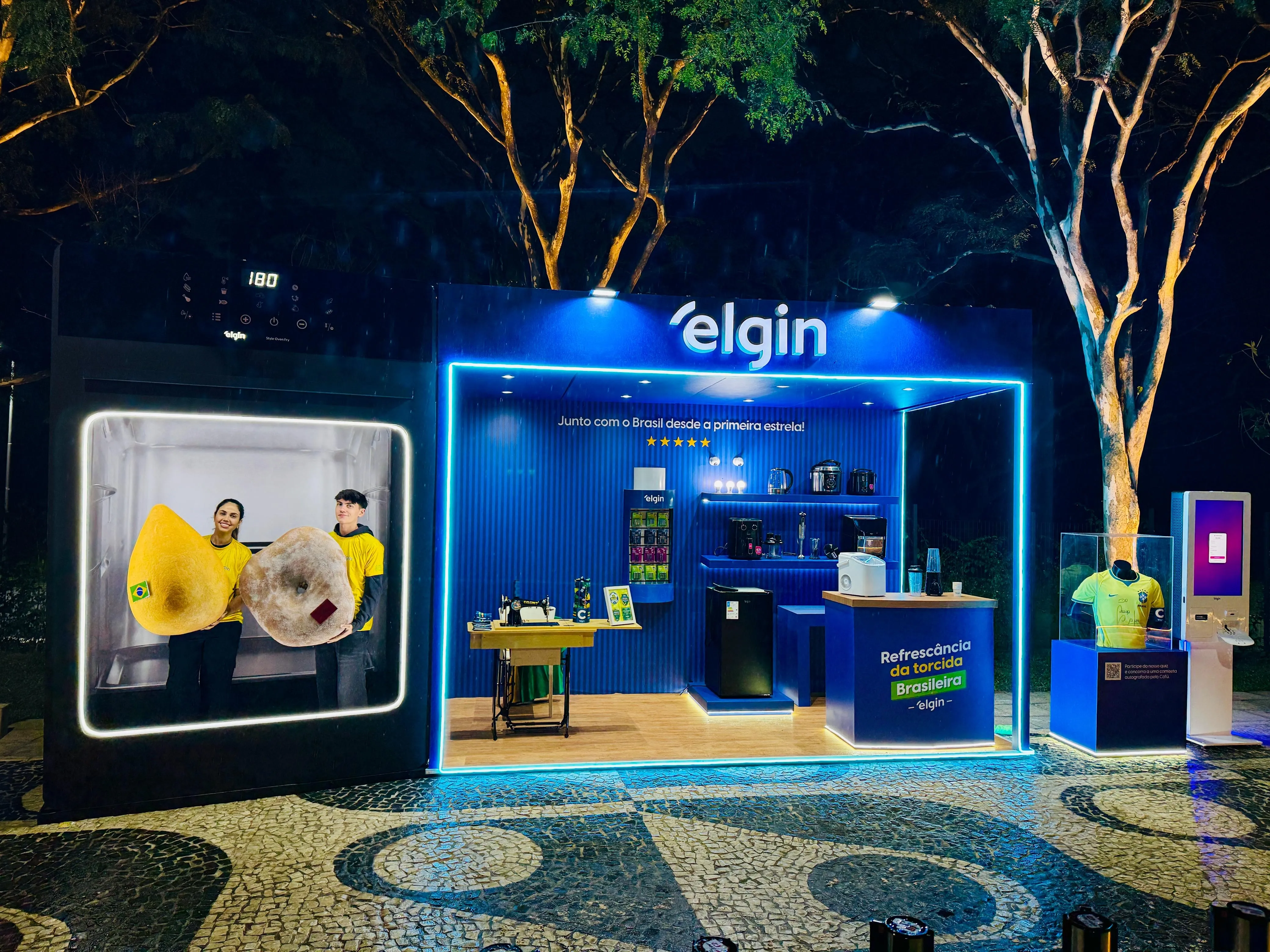 Elgin ativa "Espaço da Torcida" com brindes, quiz e showroom interativo no Parque Villa-Lobos durante a Copa do Mundo 2026