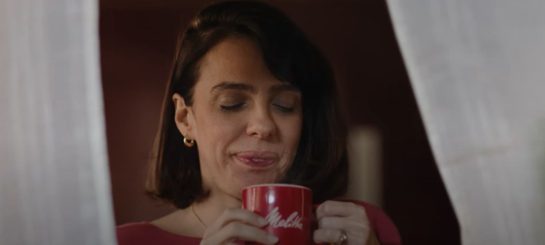 Fbiz brinca com sentidos em primeira campanha para Melitta
