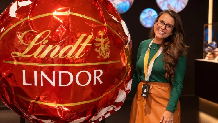 Daniela M. é promovida a diretora de Marketing da Lindt & Sprüngli Brasil