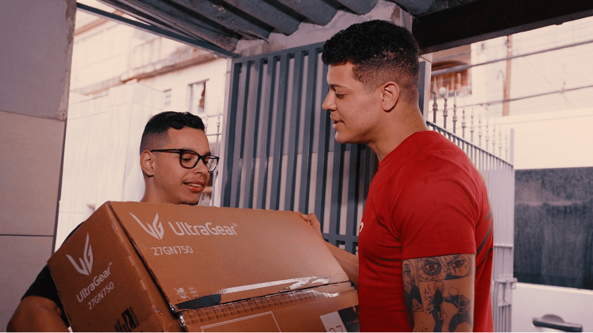 No Mês do Gamer, jogadores brasileiros realizam sonhos com o Fluxo e a LG