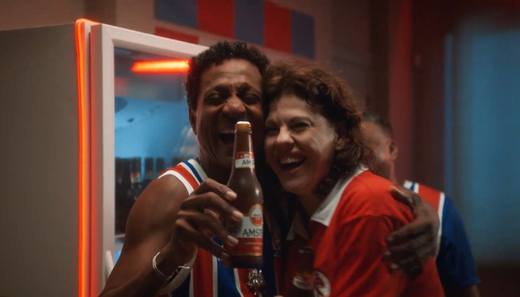 Amstel transforma batimentos de celebridades em conteúdo