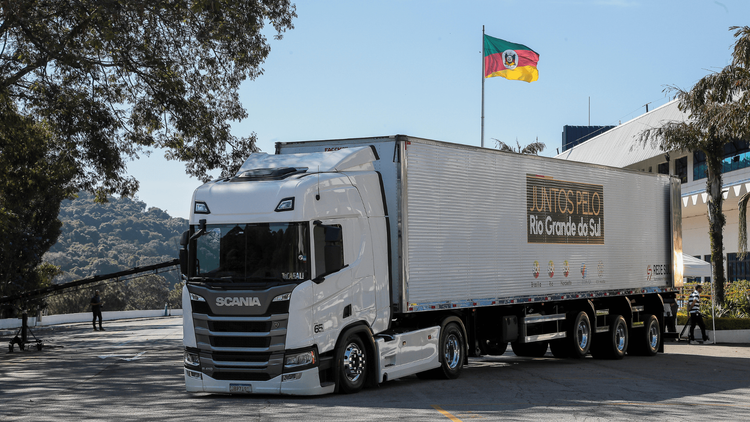 SBT envia dez carretas com doações para o RS, em campanha ‘Juntos Pelo Rio Grande do Sul’