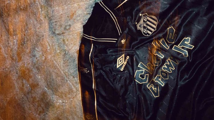 Umbro lança edição limitada da camisa do Santos e Charlie Brown Jr.