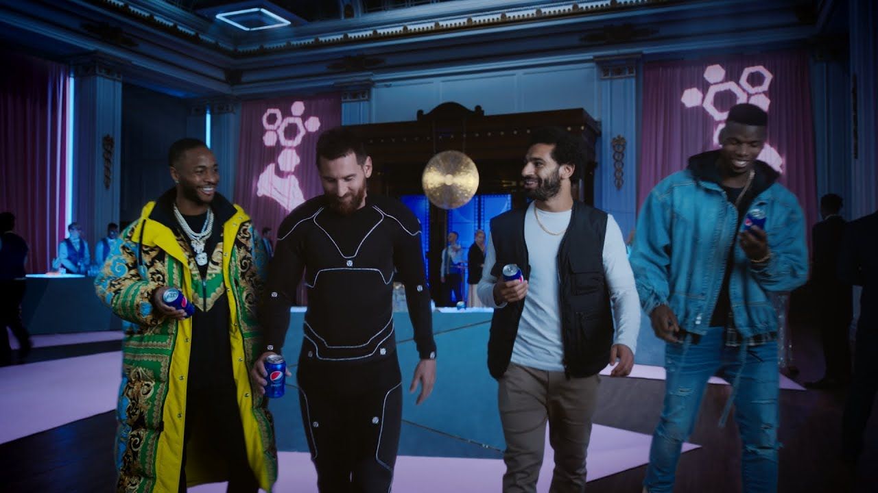 Pepsi anuncia campanha de futebol com craques da Champions League