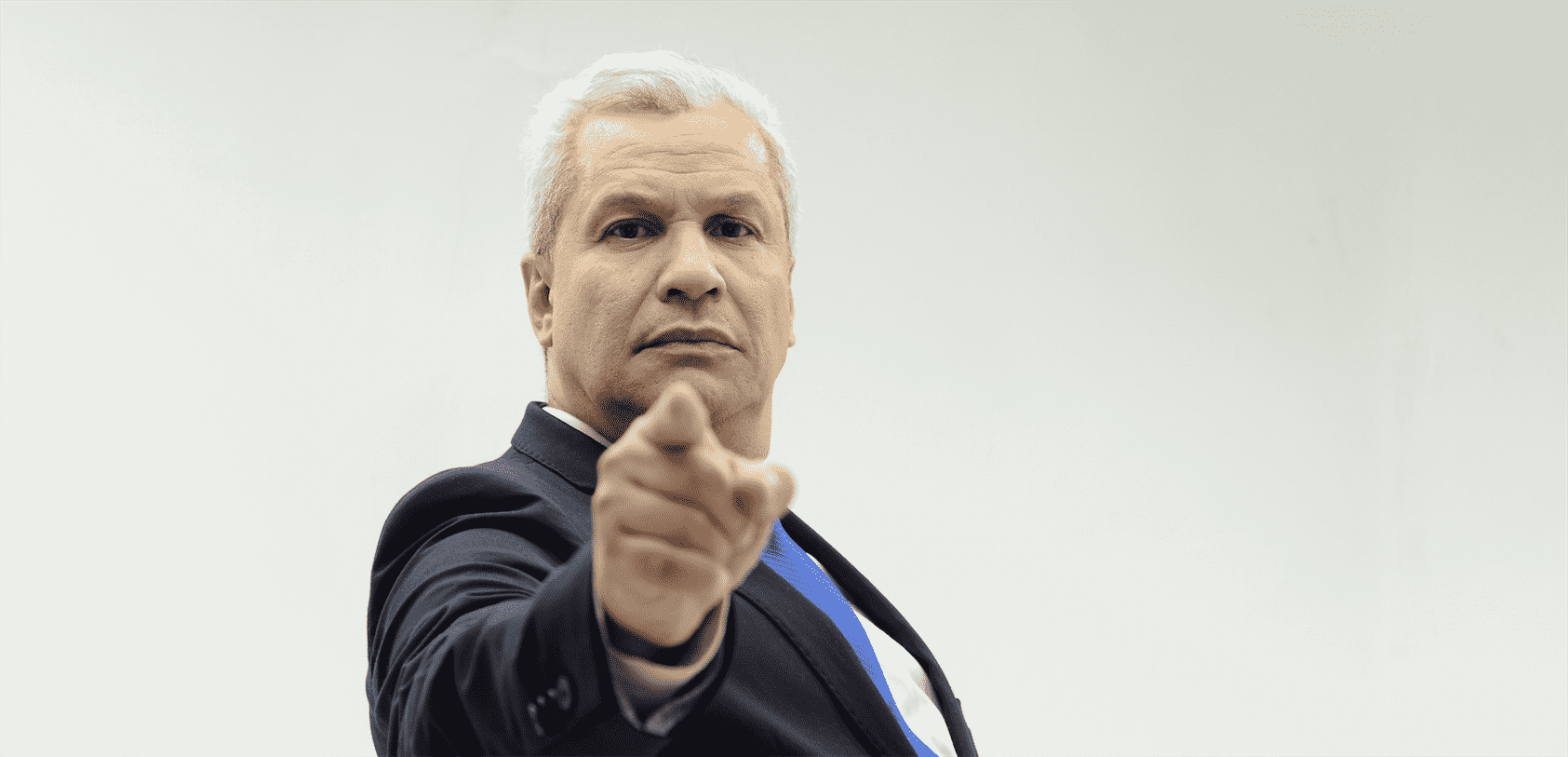 Sikêra Júnior apresentará programa em rede nacional pela RedeTV!