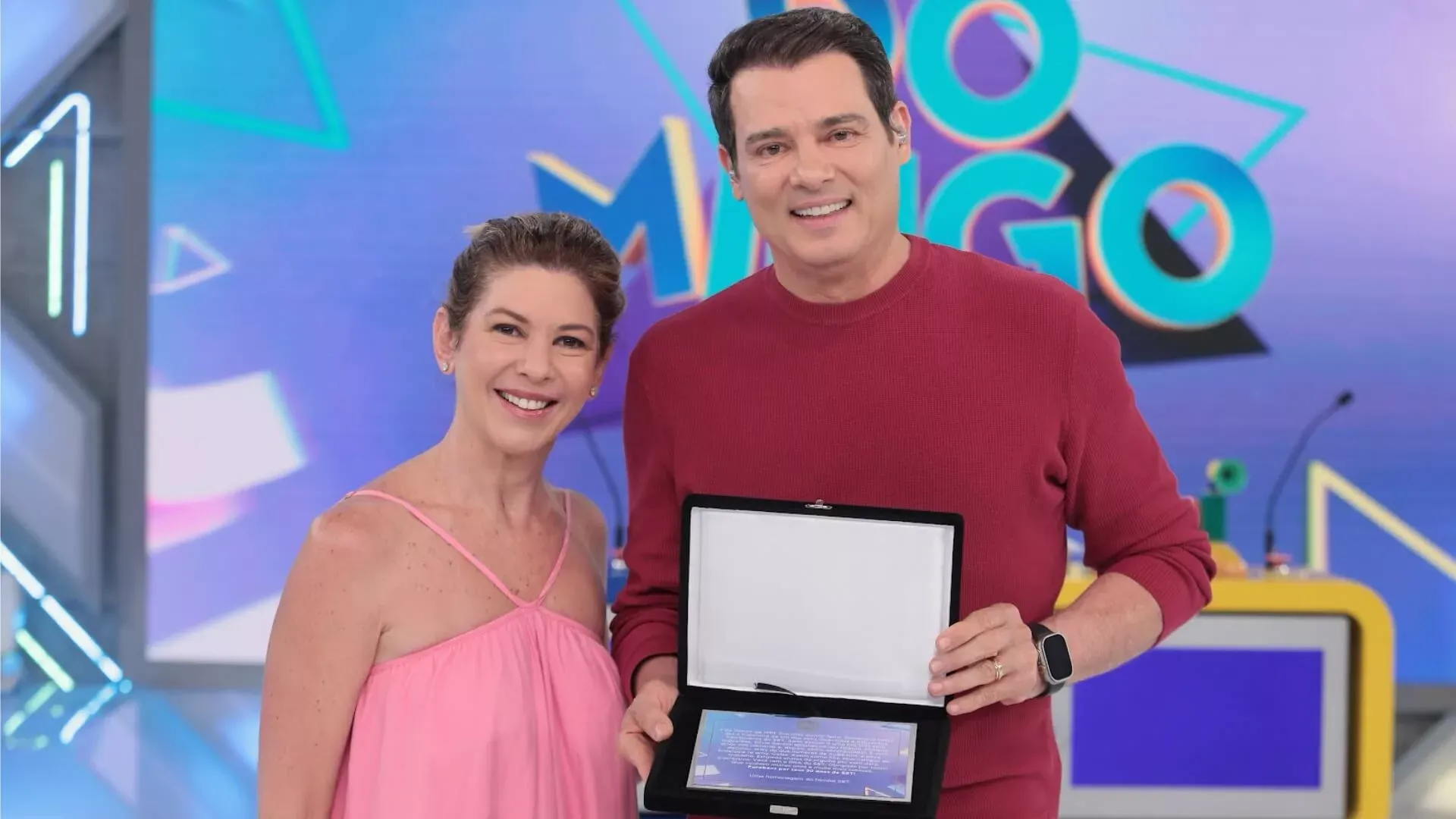 SBT comemora 30 anos de Celso Portiolli na emissora